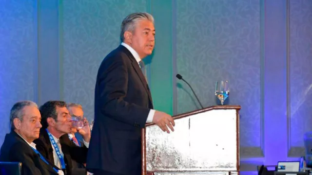 Figueroa: “Para competir con los mejores del mundo debemos ser muy eficientes”