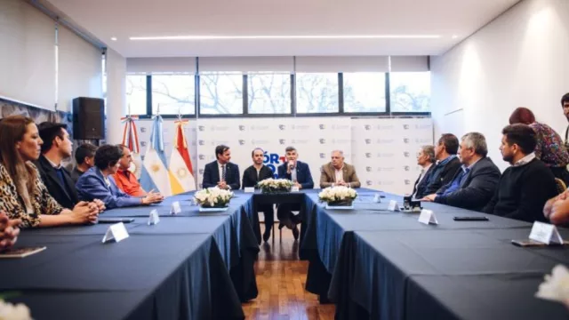 Passerini e intendentes del Corredor Traslasierras impulsan la integración turística de la región