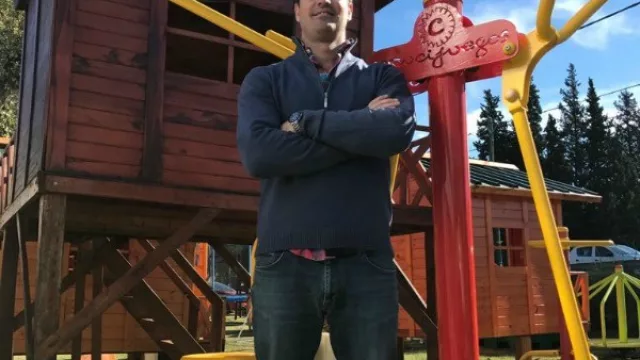 El “rey del tobogán” tiene planes para Córdoba (la historia de Crucijuegos, la pyme líder de los juegos de parque)