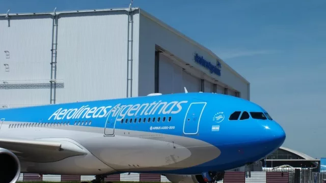 Nuevos récords de Aerolíneas Argentinas en mayo: más pasajeros transportados y más puntualidad