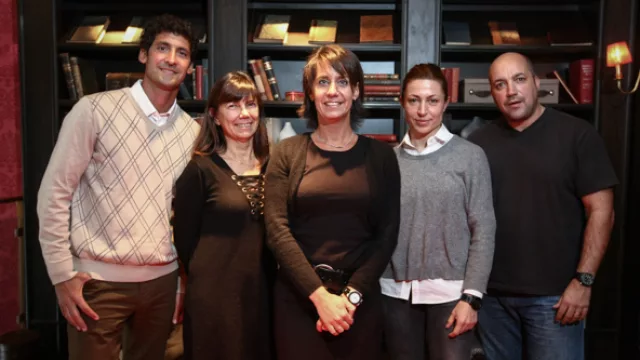Emi Rufeuil (CFO), Hebe Jancic (presidente), Luciana Periales (CEO), Gaby Flores (gerente de marketing) y Matías Palmero (RRII), posan para la lente Álvaro Corral.