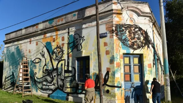 Dos barrios de la zona sur de la ciudad de Alta Gracia se llenaron de arte.