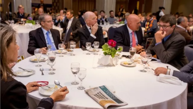  Almuerzo mensual de coyuntura de la BCC.