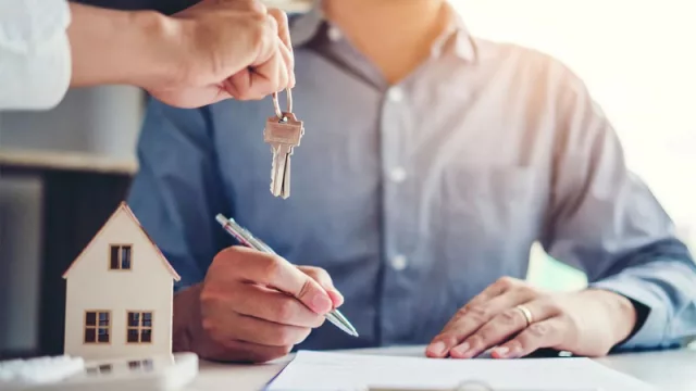 Si estás pensando en un crédito (pero no sabés cuál te conviene),  Comparacreditos lo hace por vos