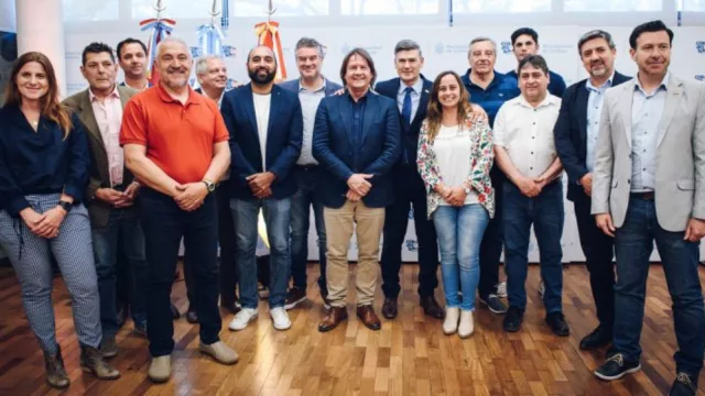 Passerini firmó convenio con 7 intendentes y jefes comunales: “Cuando hay que defender a Córdoba, estamos juntos, cuidando a cada uno de los cordobeses”