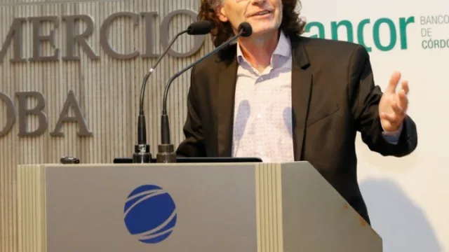 ¿Giordano intendente? El ministro dice que por ahora no lo piensa (pero sigue con tono crítico a la gestión Mestre)