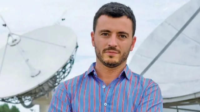 Se alegra por la gestión de De Loredo en Arsat, y dice...