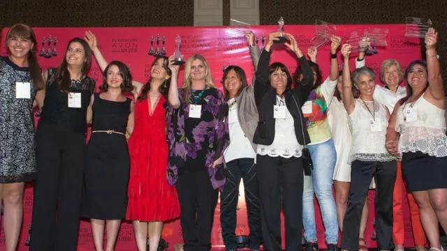 Fundación Avon quiere visibilizar y premiar con $100 mil a las mujeres solidarias de Córdoba 