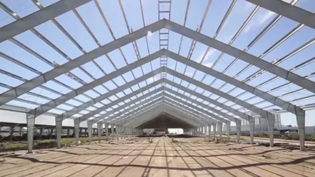 Con el freno en el sector inmobiliario ¿qué alternativas tienen las constructoras?