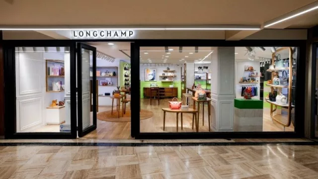 Longchamp llega a la Argentina y presenta su boutique en Patio Bullrich (con detalles que reflejan los códigos y valores de la marca francesa)