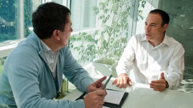 Vamos a tener unas pocas tiendas físicas, mantenemos la de Unicenter y abriremos otras.