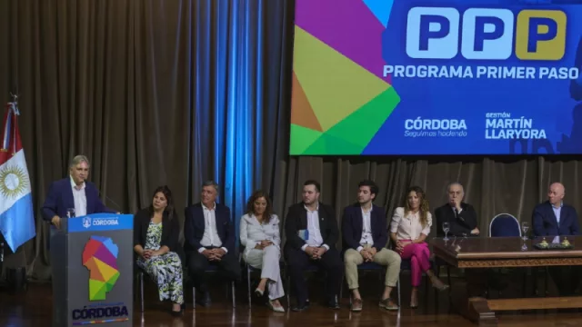 El gobernador Martín Llaryora presentó la nueva edición del Programa Primer Paso