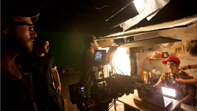 Spot Publicitario para la Campaña 'Se Buscan, se encuentran'. Agencia: Mate. Cliente: Alamaula.com