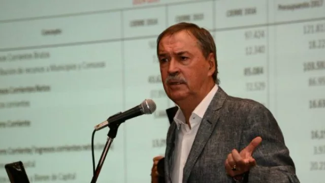 Schiaretti en la Mediterránea: reiteró megaplán de obras y marcó diferencias con la Nación