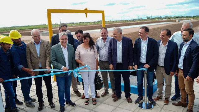 Llaryora inauguró el acueducto ganadero más grande de la provincia