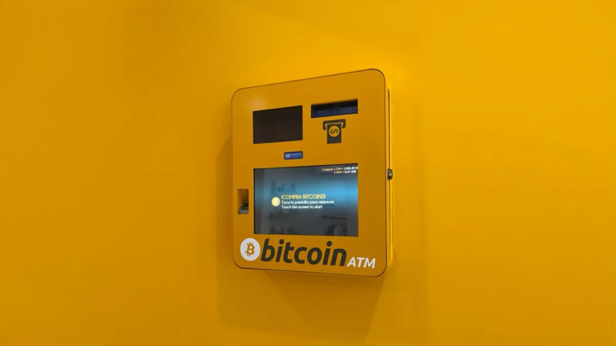 Las cripto no solo en tu celu, también en físico: llega BitBase con ...