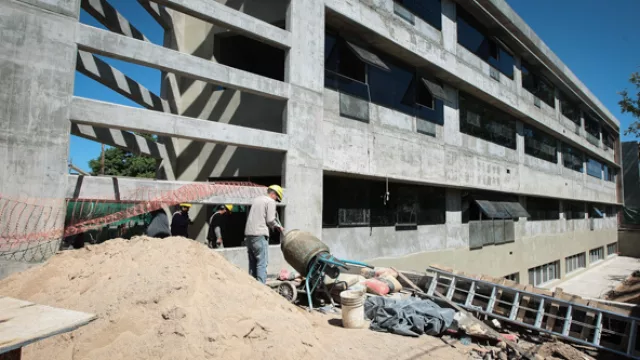 ...y el triángulo se completará dentro de un año y medio.