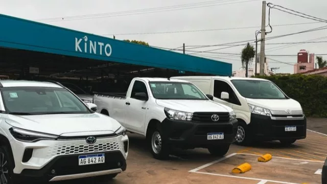 Tres nuevos modelos de Toyota se suman al repertorio de Kinto en Córdoba (desde híbridos hasta utilitarios)