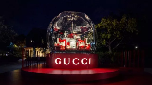 La Navidad de Gucci ilumina la Semana del Arte y Diseño en Miami (la era de la expansión de vivencias de marca)