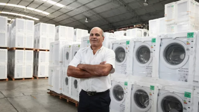  Aldo 'el Negro' Rosa. Empezó en la fábrica de secarropas, hoy es una pieza clave en las RRPP de la empresa.