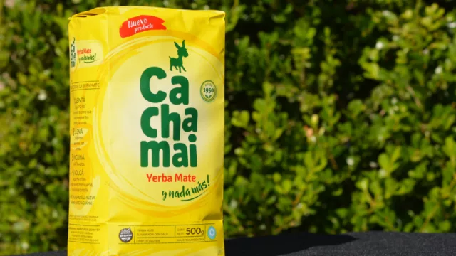 Cachamai lanza su “Yerba Mate y nada más”, ingresando al mercado grande de las infusiones en Argentina