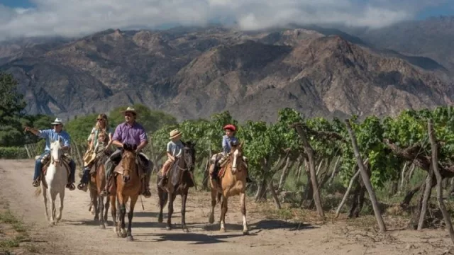 PreViaje + tarifas de crisis: una combinación ganadora para el turismo de Salta en este fin de semana largo