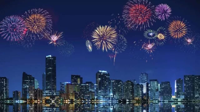 Miami espera un éxito total en sus distintas celebraciones del 4 de julio (las familias gastarán en promedio US$ 1.300 en fuegos artificiales)