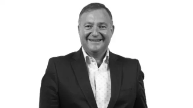 Fernández Favaron deja Centro Motor