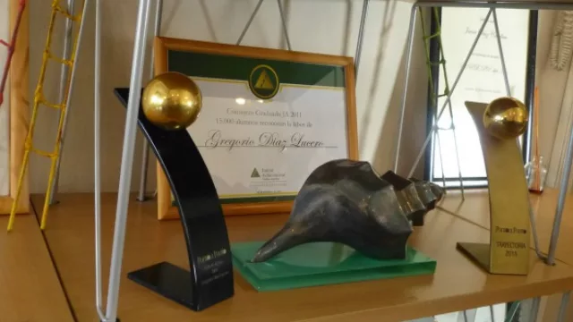 Algunos de los premios de la agencia entre ellos, el Caracol de Plata, un reconocimiento Iberoamércano al mensaje de beneficio social. 