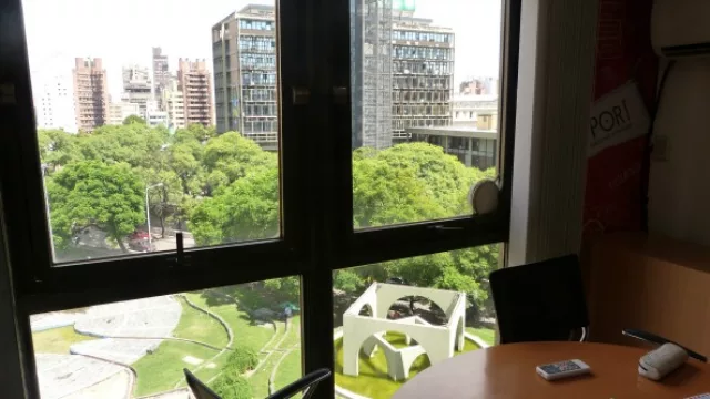 La oficina de gerencia tiene una vista privilegiada.