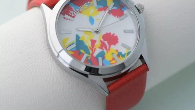 No todo lo que brilla son joyas: Vanesa (Durán) estrena logo y suma relojes a su portafolio