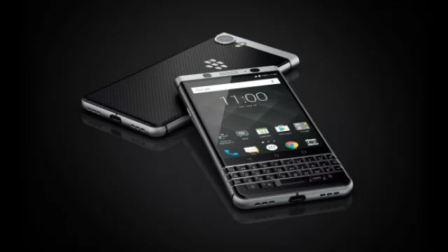 Vuelve BlackBerry y su teclado característico (y Android)