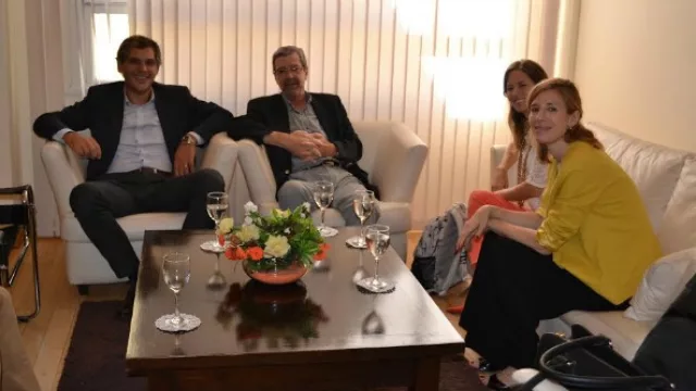 El subsecretario Pyme de Córdoba, Tomás Grunhaut, el titular de la cartera de Industria, Roberto Avalle, la subsecretaria de política Pyme de la Nación, Carolina Castro, junto a Melina Cabrera, asesora de esa repartición.