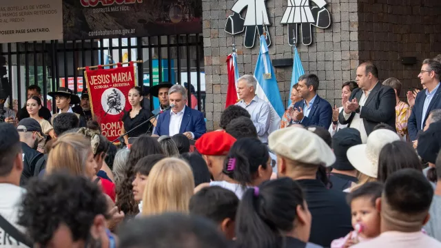 El Gobernador de Córdoba llegó al Festival de Jesús María (Dejó aportes por 327 millones)