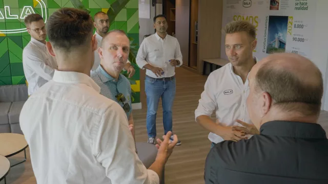 Autoridades internacionales de John Deere visitaron a Sala (Concesionario Oficial en Río Cuarto)