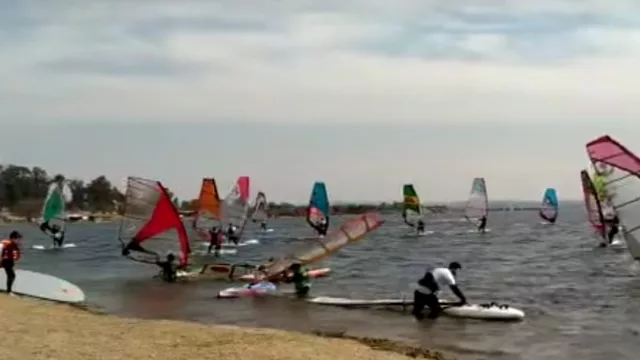 El Piedras Moras se llena de color en el quinto “Encuentro de las 100 Velas”