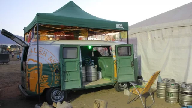 Brauer presentó su “Combi Cervecera”: local móvil, versátil y atractivo