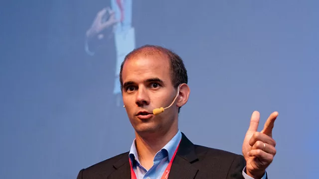 Tal vez la oportunidad para el futuro es aprender cómo hacer para comunicar lo que hacemos. 