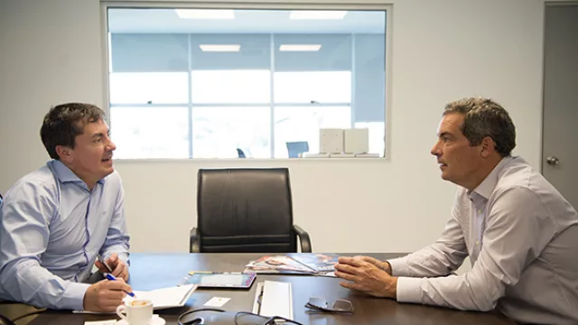 Petit bonhomme (pequeño buen hombre) es la denominación del personaje que integra el logo de Bic.