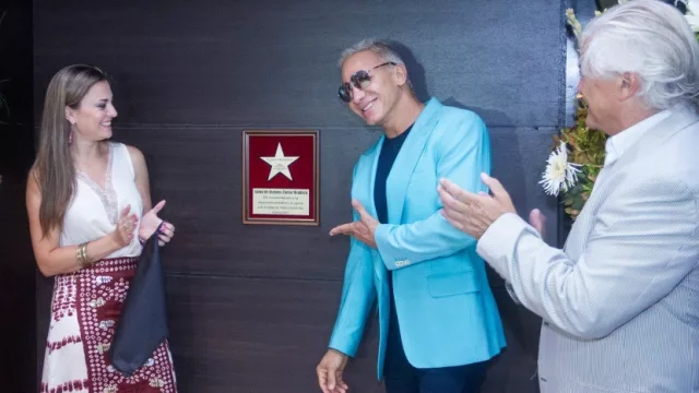 Howard Johnson Carlos Paz bautizó con el nombre Flavio Mendoza a su salón principal de eventos