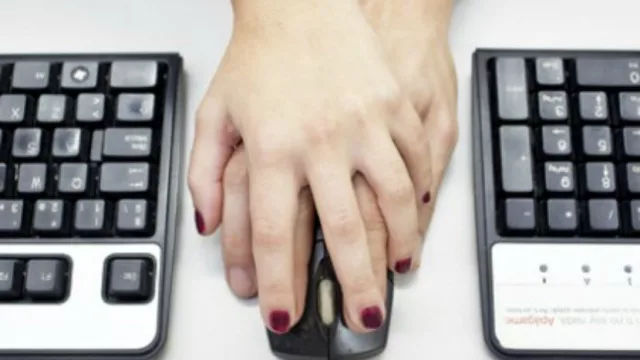 Pro y contra del amor en el trabajo (a propósito de San Valentín, la mirada desde Adecco)