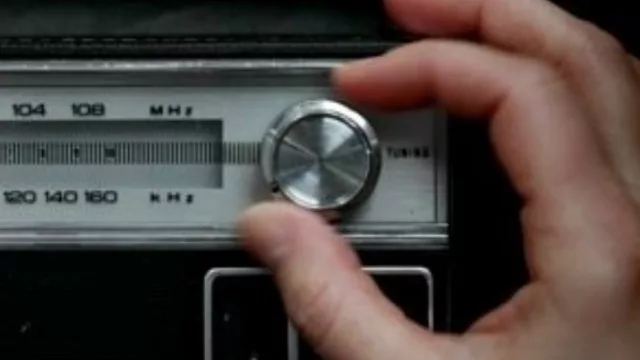 En Córdoba hay cambios en las radios, pero... ¿en el mundo se sigue escuchando radio? ¿AM, FM, web?