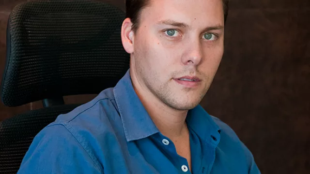 Nos diferenciamos porque nuestra plataforma propone subastas en tiempo real de esos espacios de los medios.