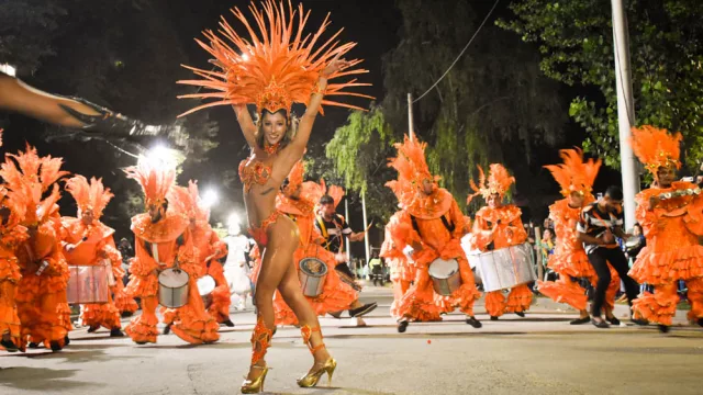 Los tradicionales Carnavales del Río (Santa Rosa Calamuchita) con Luck Ra y Los Palmeras