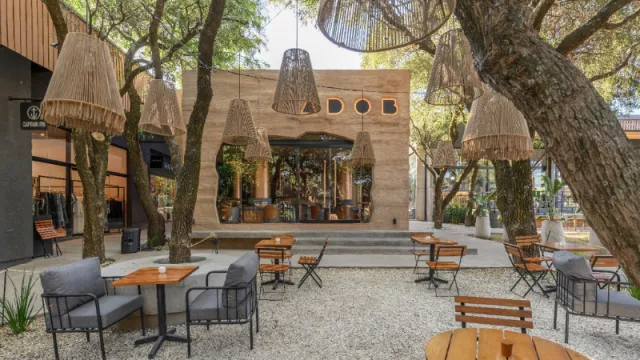 Corteza Mall, el espacio comercial que estaba haciendo falta en la zona de intercountries (Le Pain, Farmacity, Alto Tejeda y más)