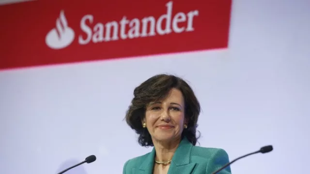 Ana Botín destacó el trabajo de los empleados en los logros de la entidad.
