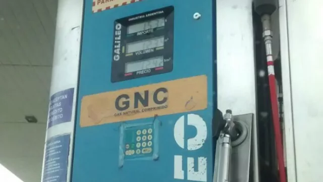 El surtidor de una estación de servicio en General Roca, donde el m3 de GNC cuesta casi $12,50.