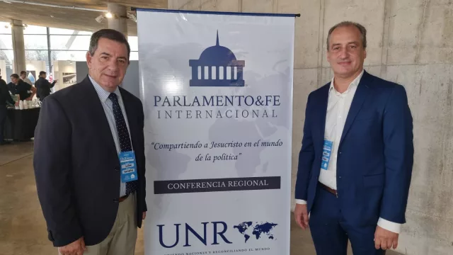 El intendente de Santiago Temple coordinó la Conferencia Global de Parlamento y Fe en Córdoba