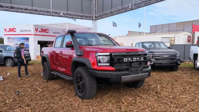 Llega la JMC Grand Avenue: la pick-up que se inspira en Ford