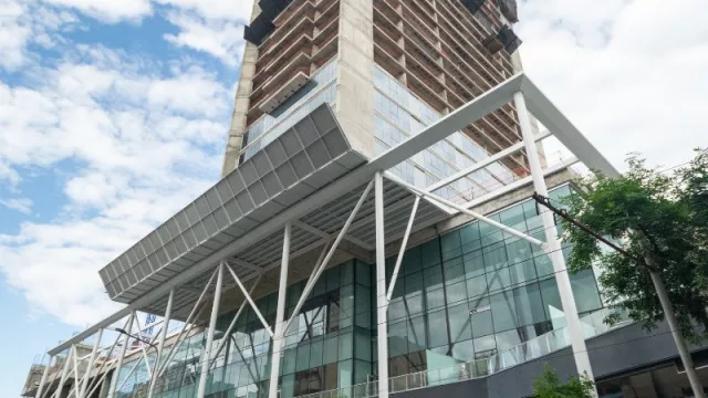 Pocito empieza a tomar vida (y a facturar): los primeros 6 locales comerciales abrirán en abril (Shiok, Pizza Alla Pala, Svfarma y más)